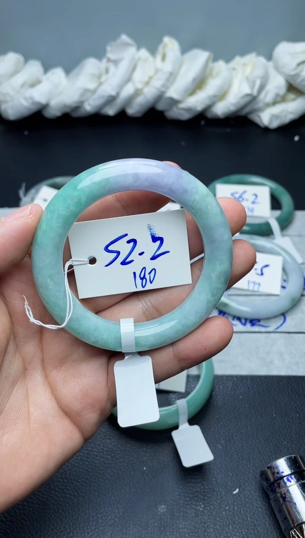 未镶嵌手镯翡翠王*火180
