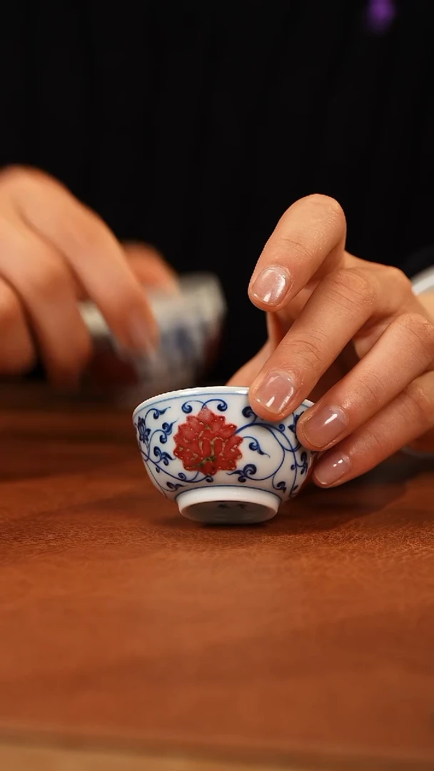 【闪购商品】杯和然釉里红一口杯