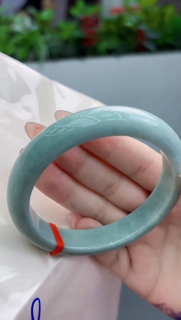 【闪购商品】翡翠手镯未镶嵌翡翠手镯