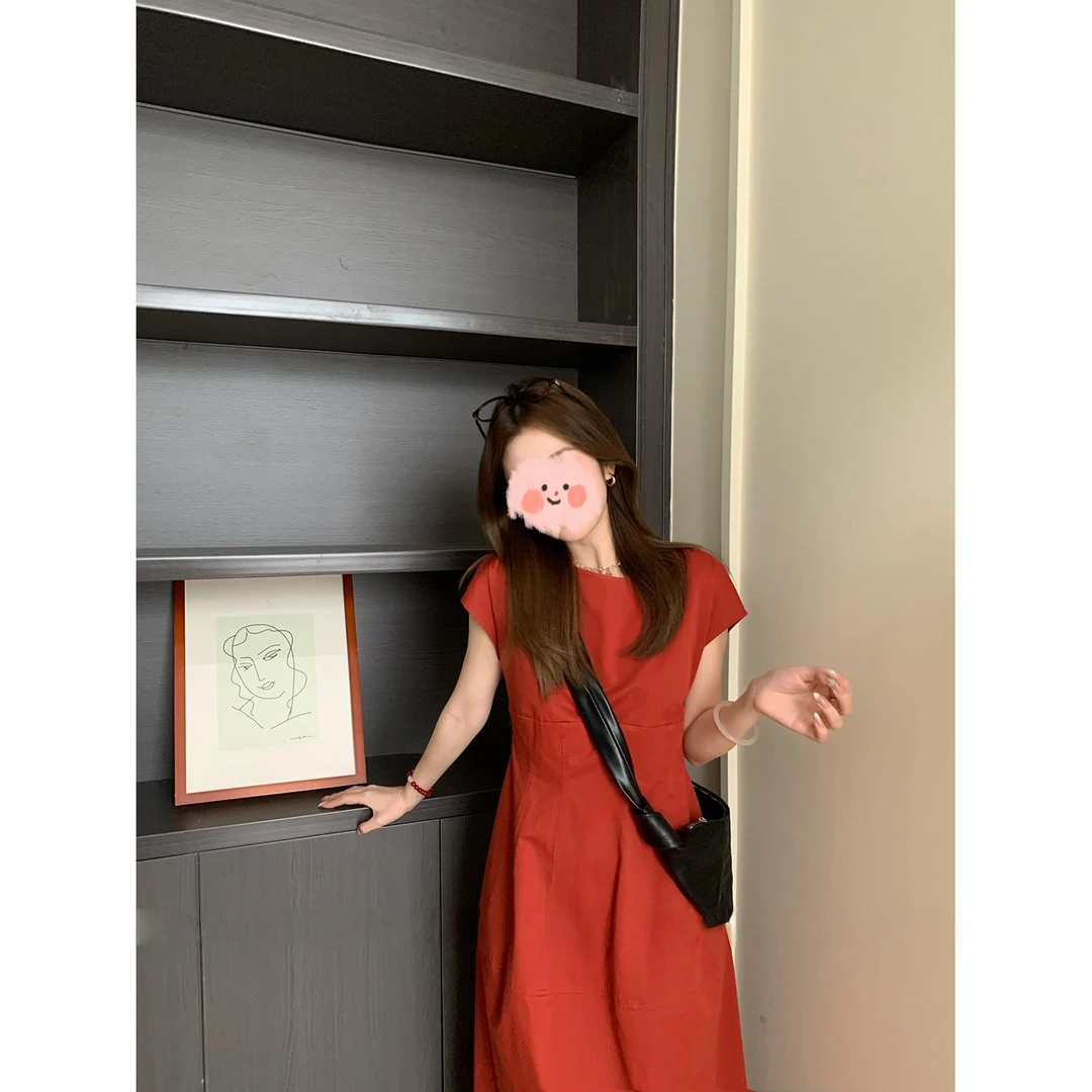 2025夏季新款轻奢高级感小个子时尚宽松气质显瘦红色连衣裙女