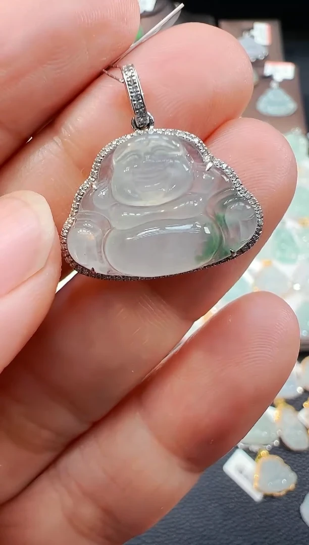 项链18K金镶嵌翡翠佛公吊坠