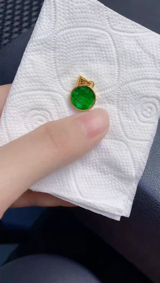 颈饰未镶嵌翡翠天然翡翠缅甸A货