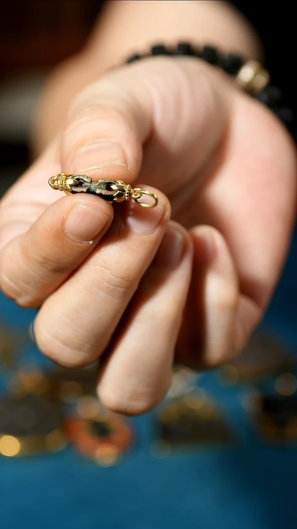 当****事藏传天铁设计元素