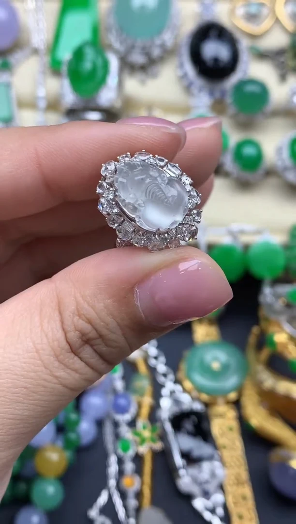 【闪购商品】翡翠戒指18K金镶嵌694-中国好珍宝