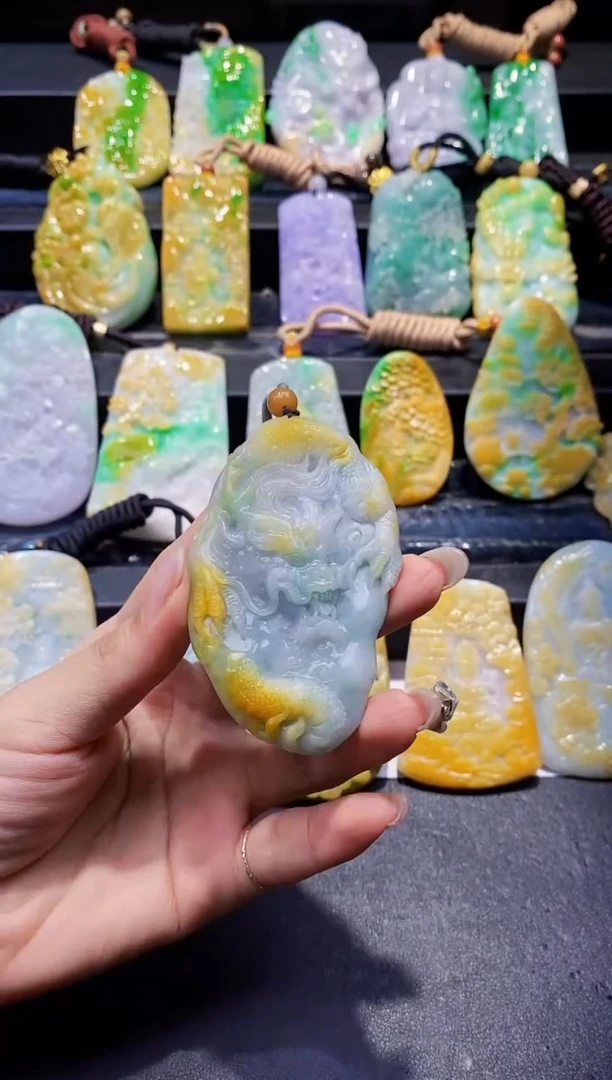 定制翡翠未镶嵌翡翠A货