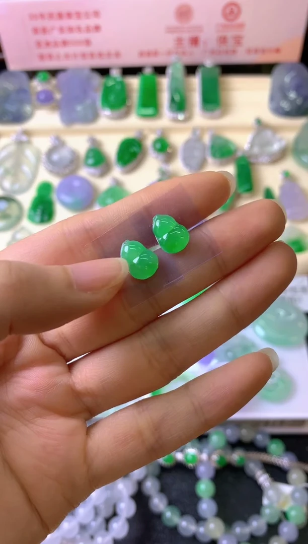 未镶嵌定制翡翠风*晴裸玉（客户意向镶嵌）