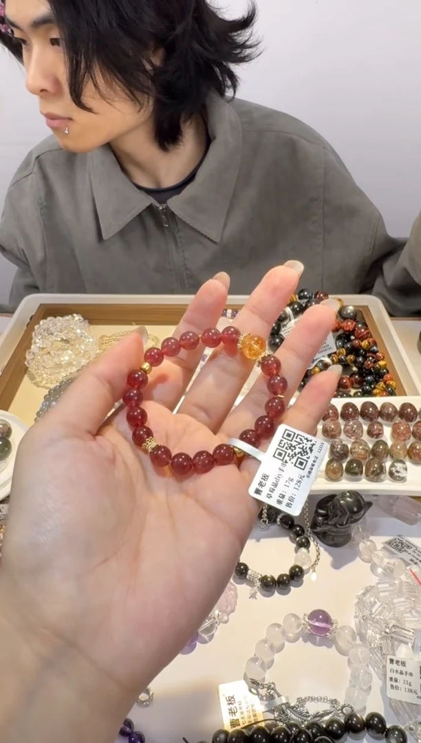 【闪购商品】石英质玉手链未镶嵌8mm草莓晶diy