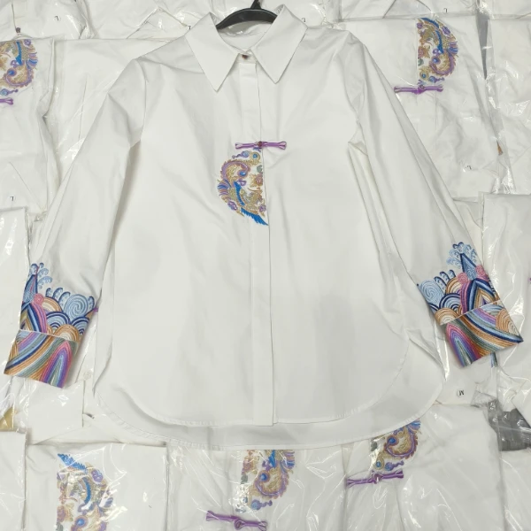 【小姿源头】高品质全件来去缝工艺设计感时尚百搭显瘦刺绣国风上衣