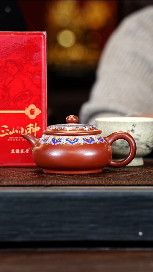 宜兴紫砂WJ 红皮龙 明炉