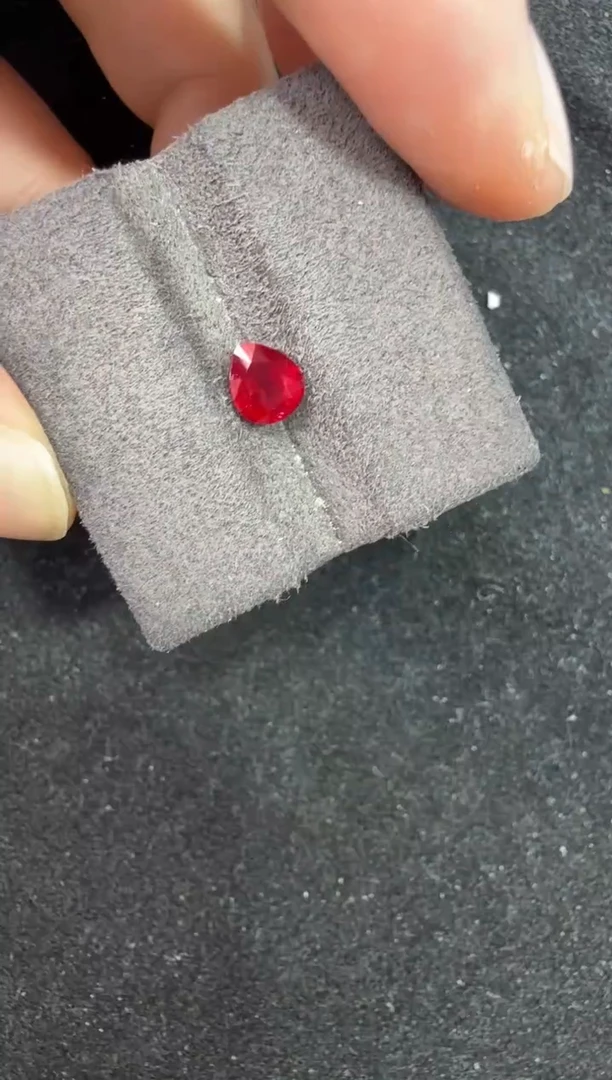 未镶嵌定制定制红宝石天然鸽血红0.98克拉无烧吉尔德