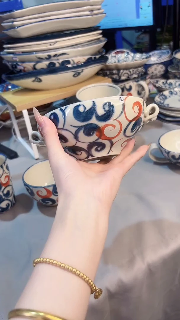 陶瓷宗山窑双耳碗-赤绘旋涡