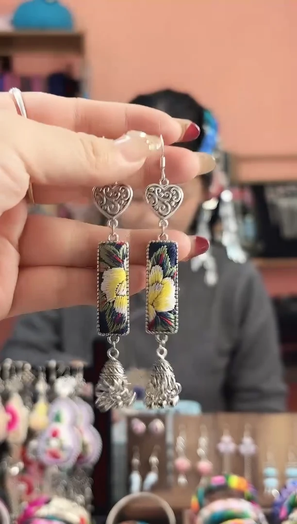 织绣艺枝独绣手工饰品118