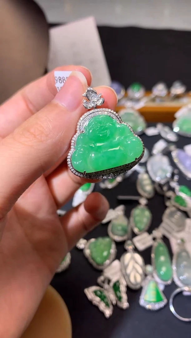 翡翠18K金镶嵌吊坠(不含链)吊坠