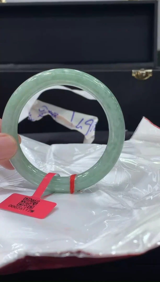 未镶嵌手镯翡翠翡翠手镯