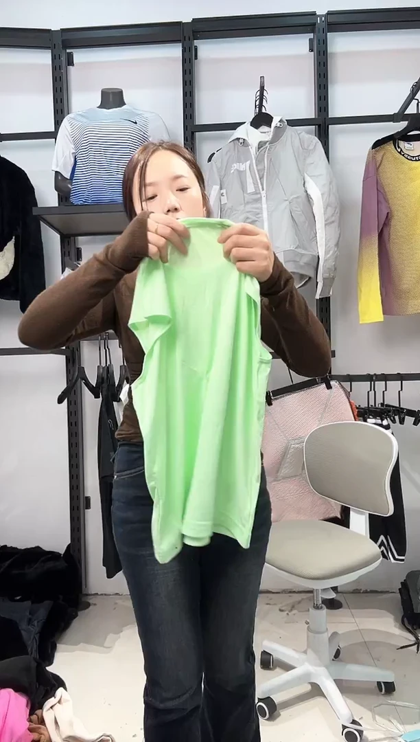 2267编码  瑕疵直播间过款为准 尺码155