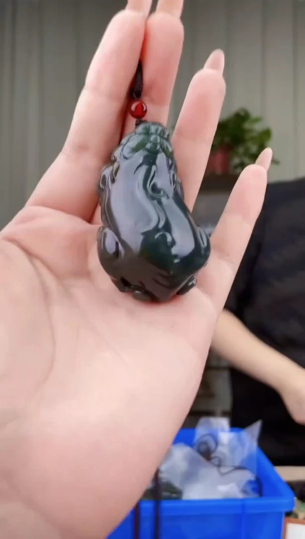 未镶嵌和田玉挂件拍一发一，多样性发货！