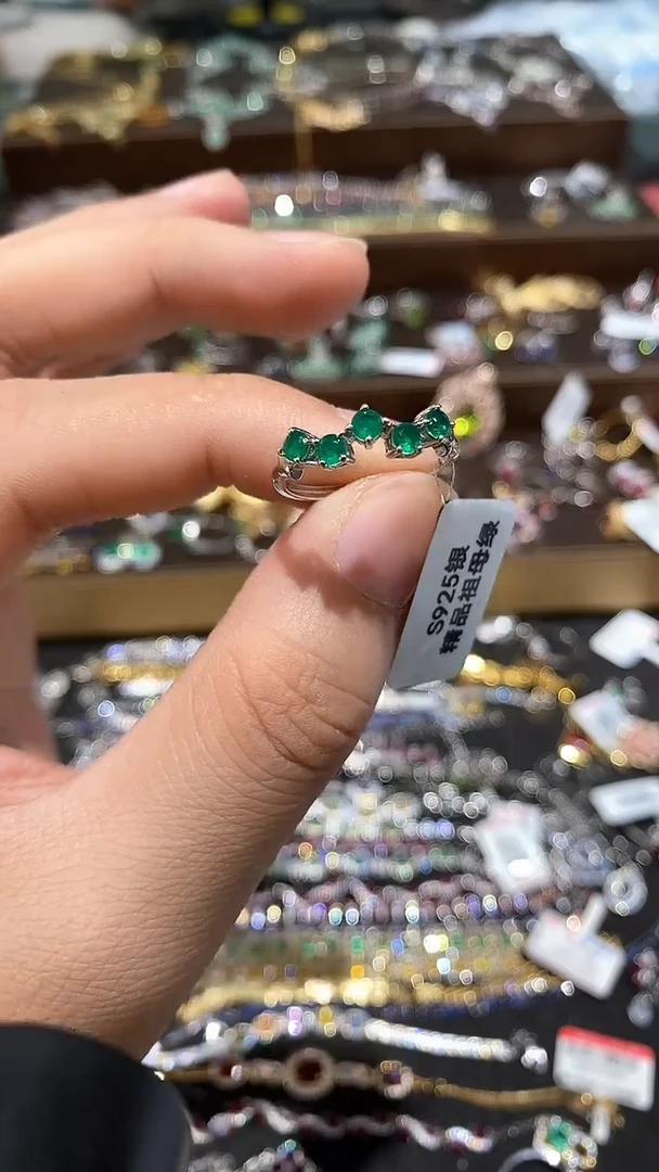 【闪购商品】祖母绿戒指银S925镶嵌戒指