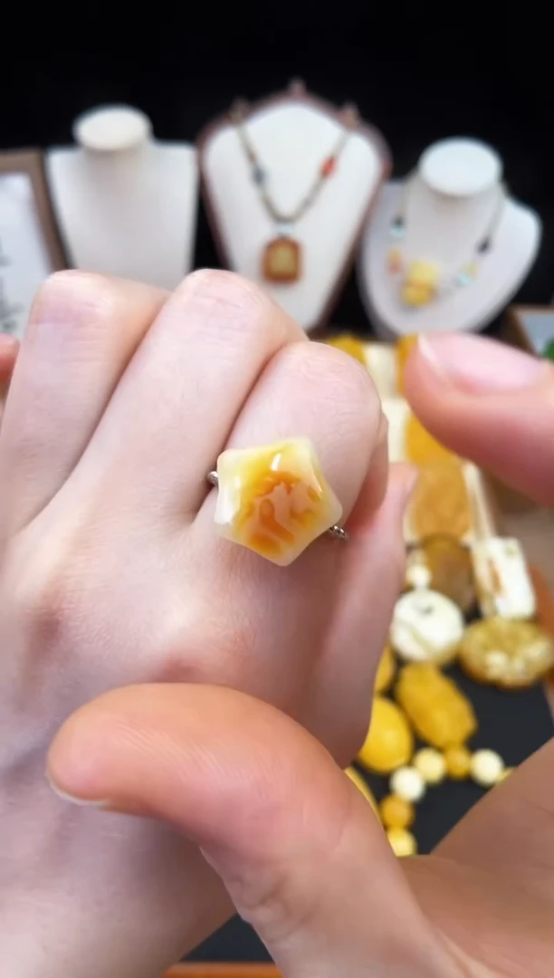 琥珀未镶嵌珠宝奇石柒月