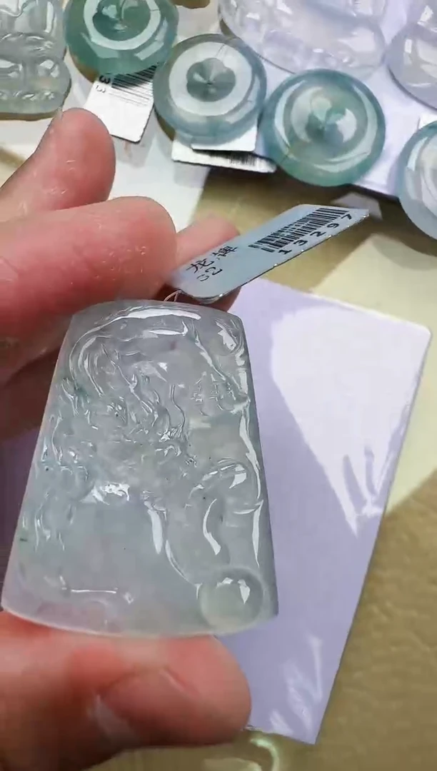 颈饰未镶嵌翡翠缅甸翡翠a货