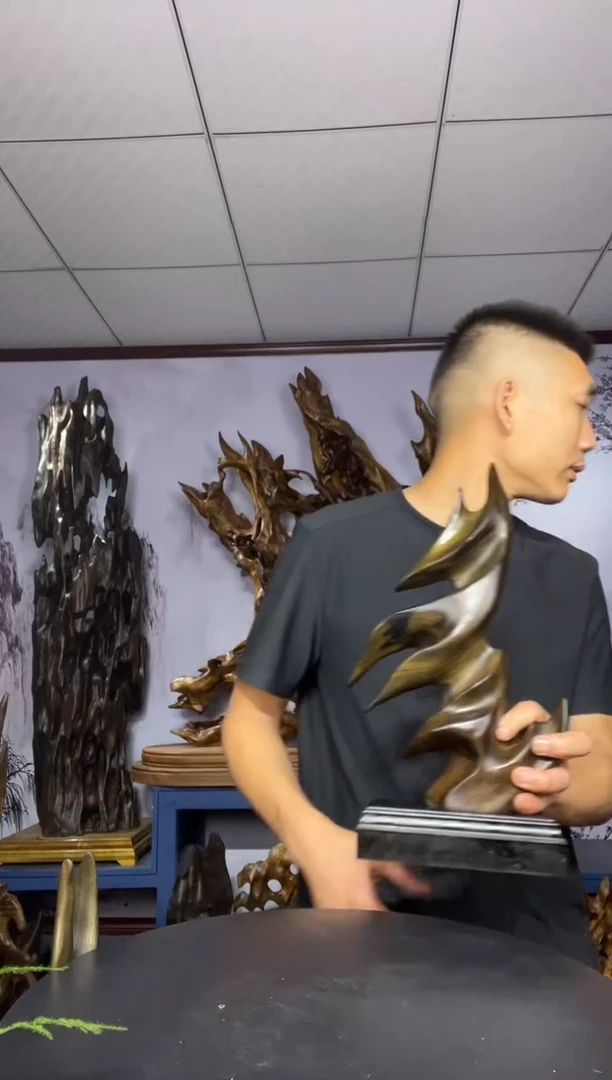 金丝楠木雕款爱****风金丝楠木工艺品摆件