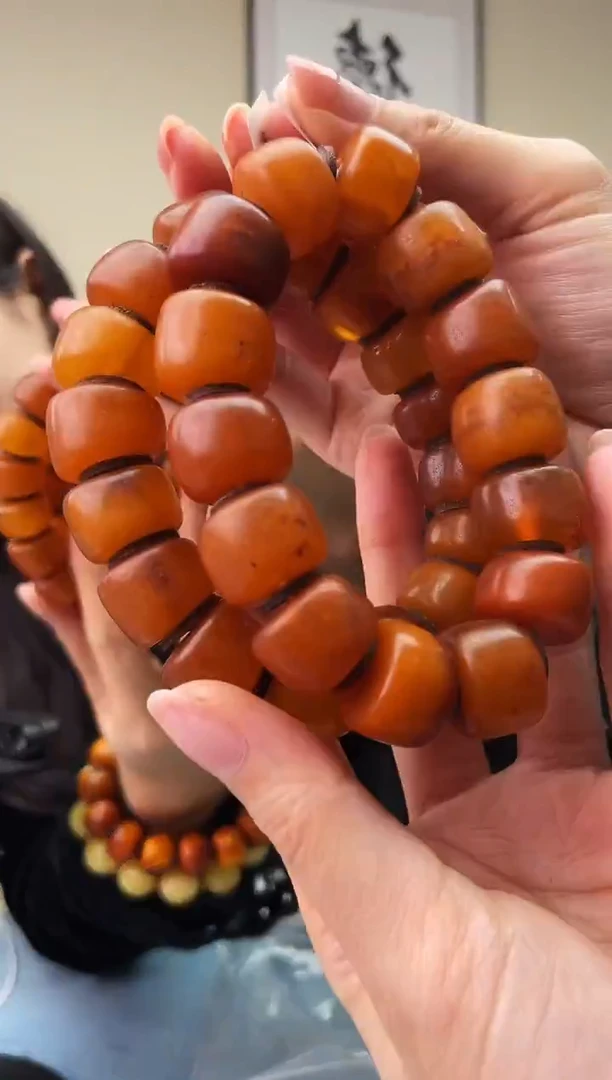 琥珀未镶嵌珠宝奇石T049 18微瑕植物珀假一罚十，多样性发一件