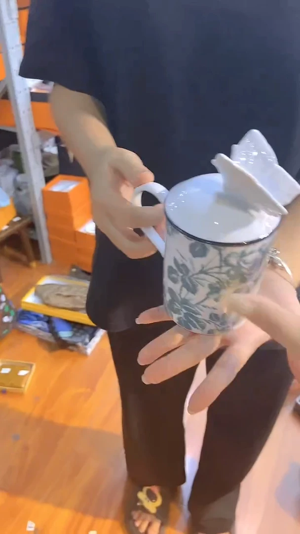 杯鸿辉家品牌瓷器，京东包邮！