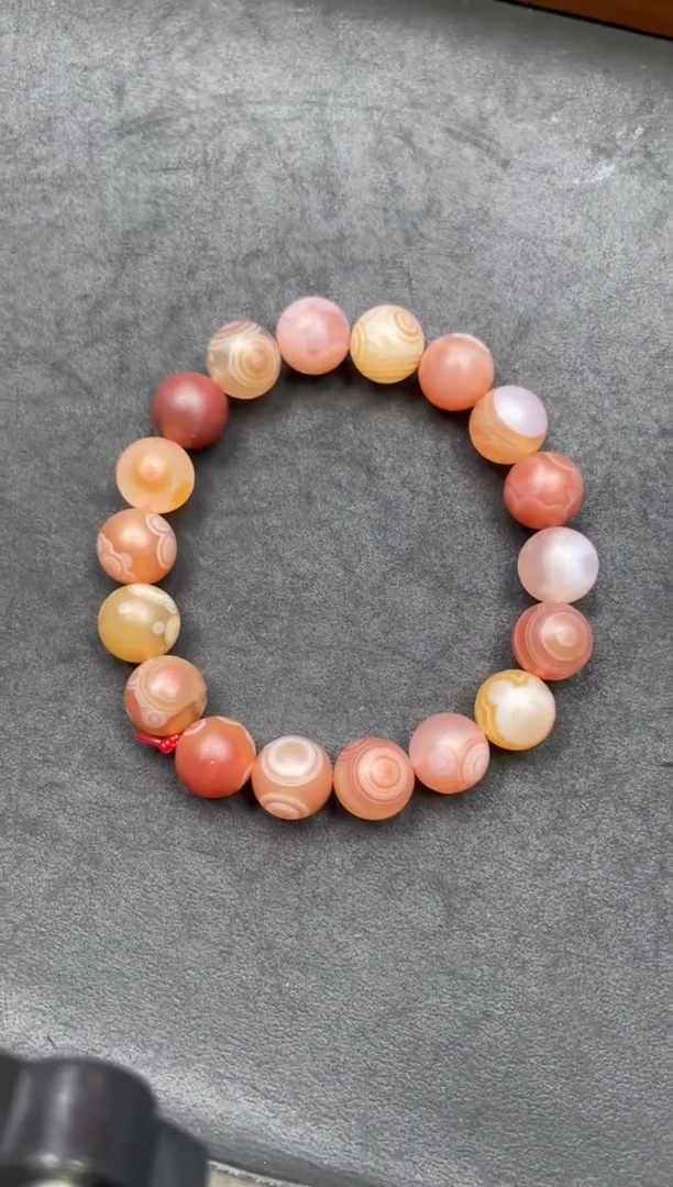 南红玛瑙手串未镶嵌手串