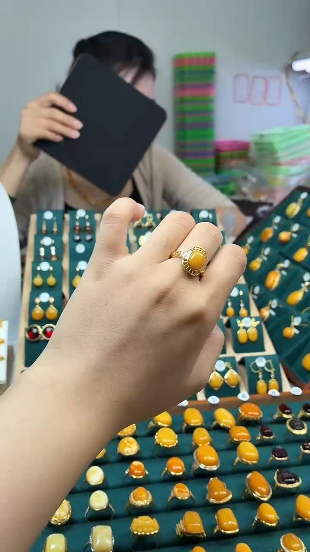 银S925镶嵌琥珀戒指蜜蜡戒指
