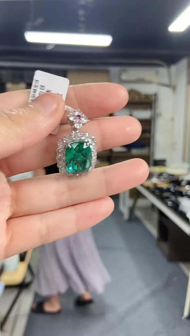 未镶嵌颈饰祖母绿闪购链接多样性发其一颜色微差