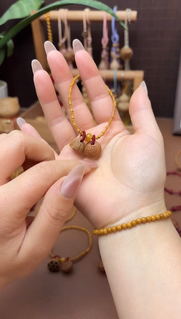 手串桃核好运连连