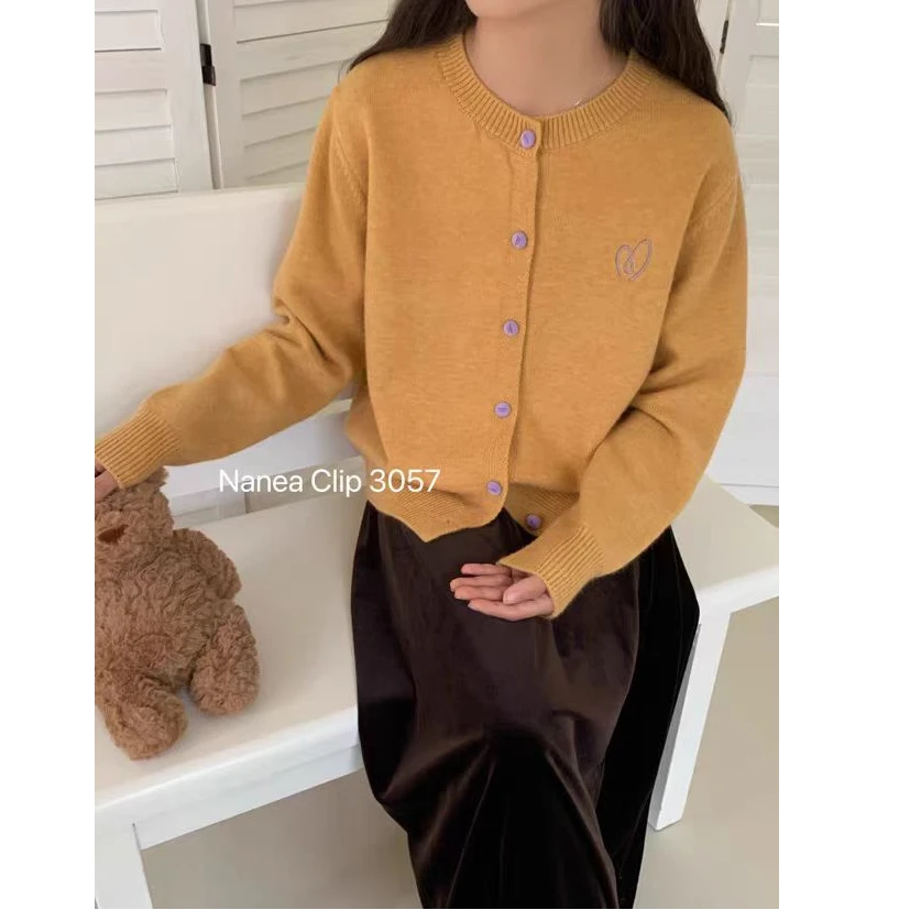 2025早春新款时尚刺绣爱心羊毛针织开衫女韩版圆领软糯毛衣外套潮