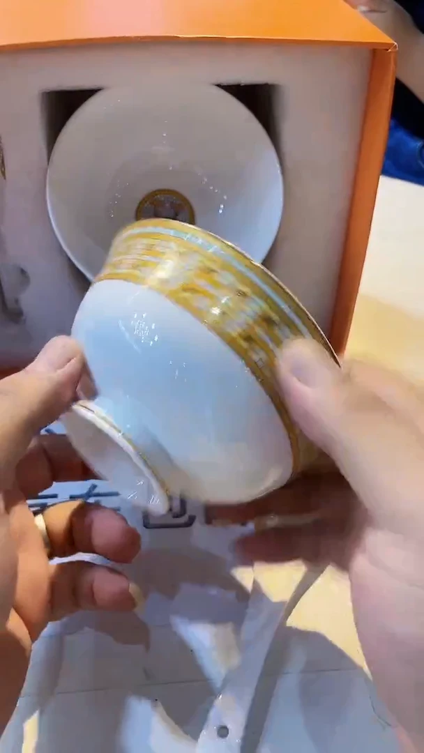 杯鸿辉家品牌瓷器，京东包邮！