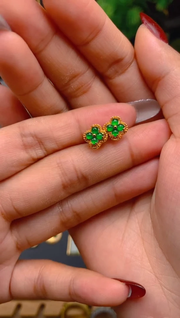 银S925镶嵌翡翠耳饰四叶草耳钉