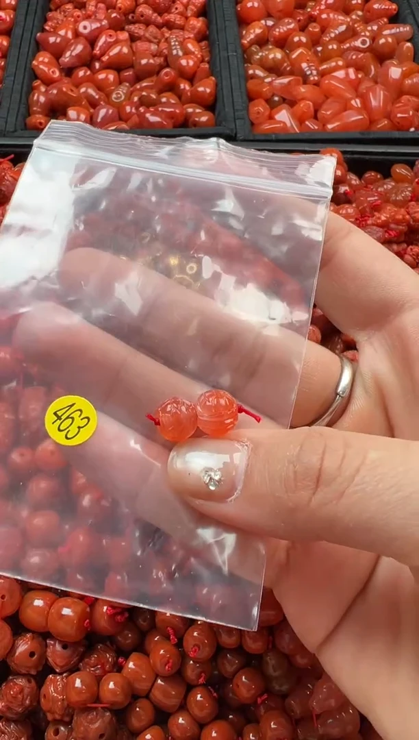【闪购商品】南红玛瑙颈饰未镶嵌1