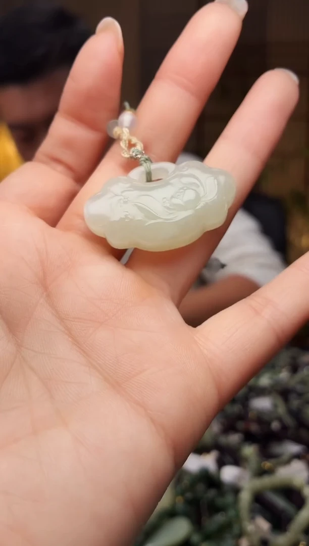 颈饰未镶嵌和田玉多样性发货，拍一发一