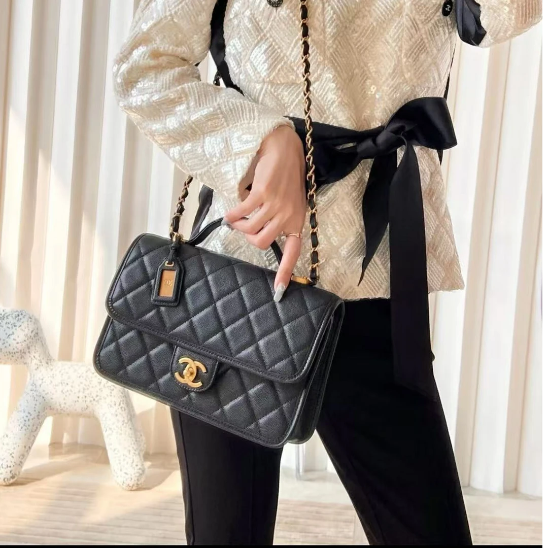 99新 Chanel/香奈儿  安洁利严选手柄口盖包/BK0149992