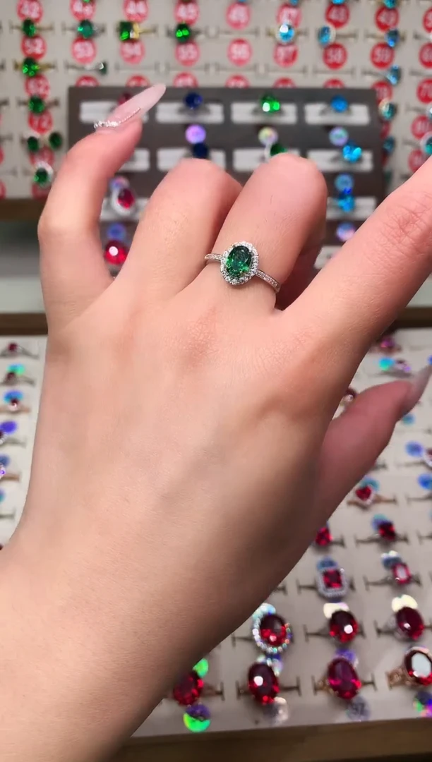 银S925镶嵌透辉石戒指5*7 银托