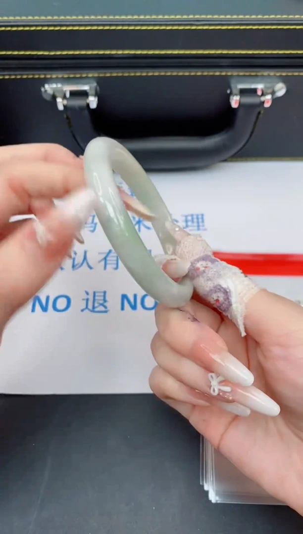 未镶嵌手镯翡翠默认有瑕--232