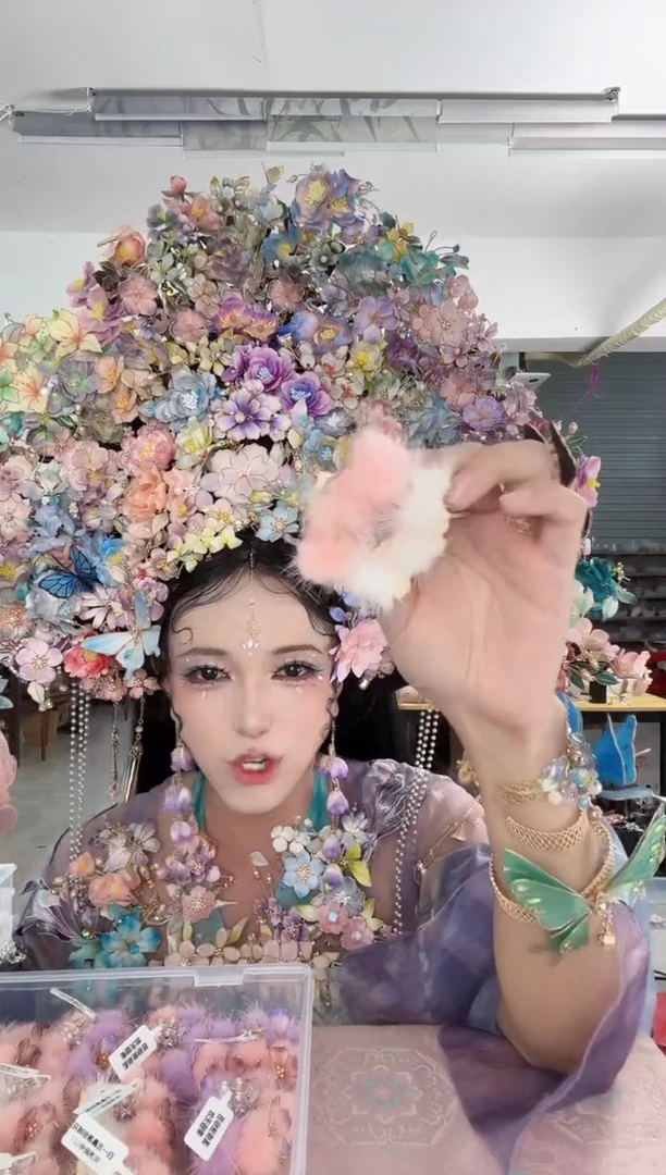 合金无746【粉白色】非遗绒花 小抓夹
