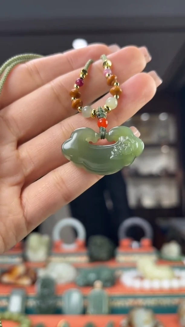 【闪购商品】和田玉颈饰未镶嵌佩佩