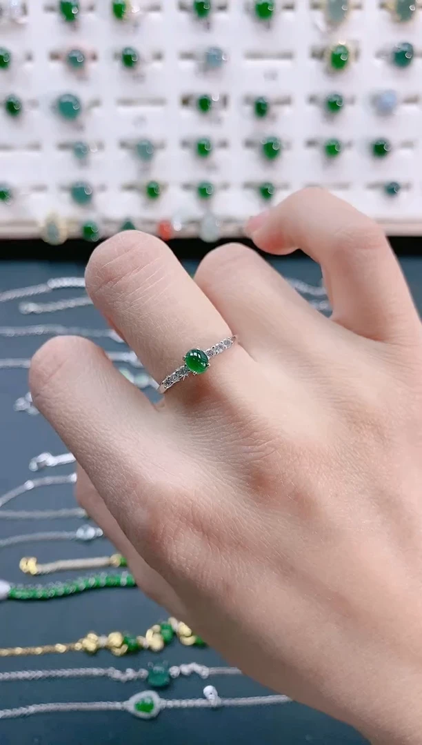 【闪购商品】翡翠戒指银S925镶嵌天然翡翠