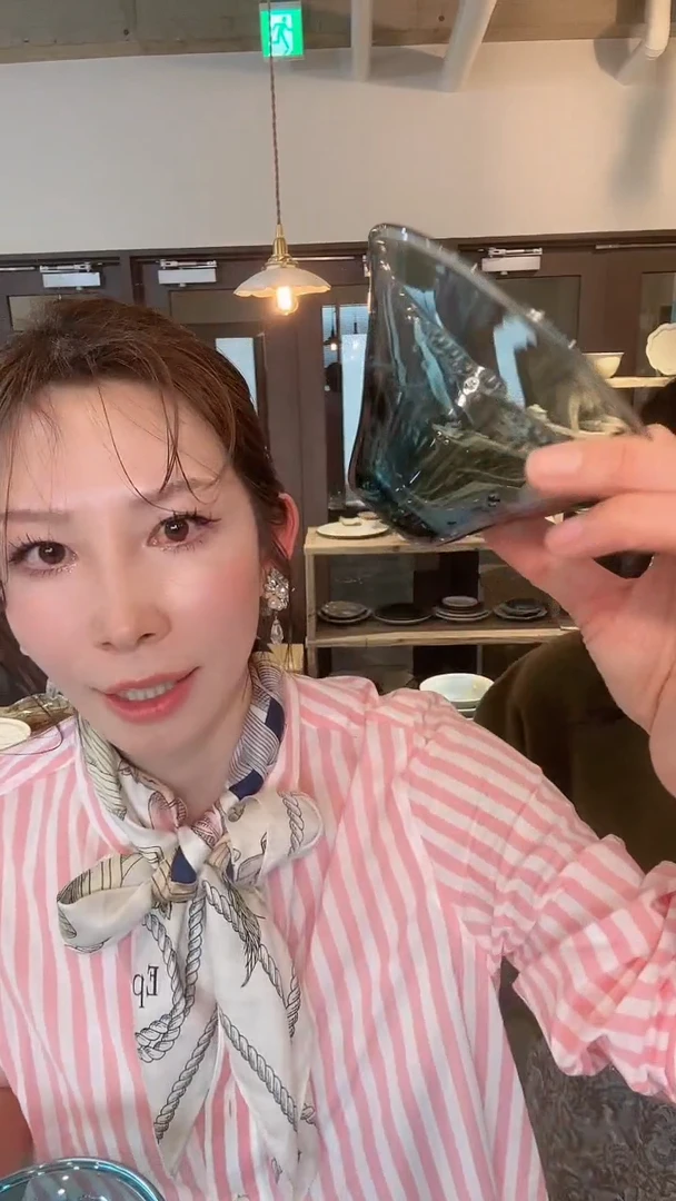 【闪购商品】盘【预售】大村绿玻璃碗*1个(气泡特色)