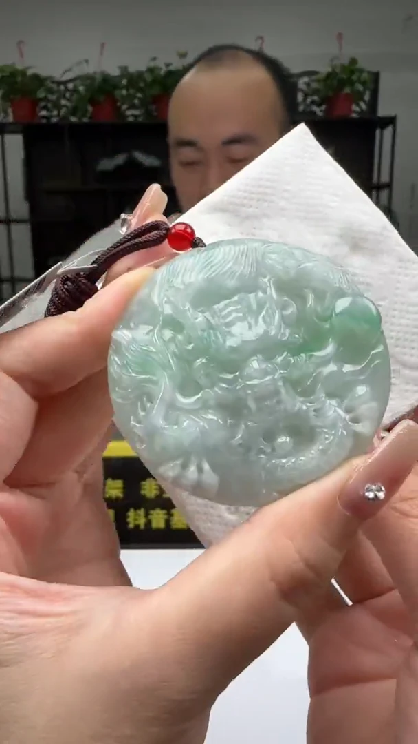 【闪购商品】翡翠颈饰未镶嵌天然翡翠A货吊坠