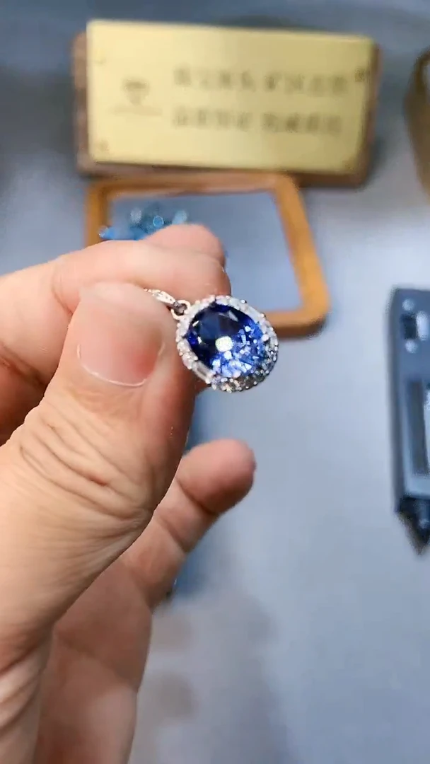 【闪购商品】蓝宝石颈饰银S925镶嵌354