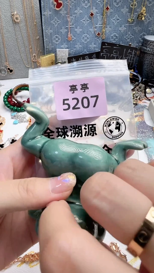 瓷片@****司 彧贤聚宝阁 彧贤聚宝阁