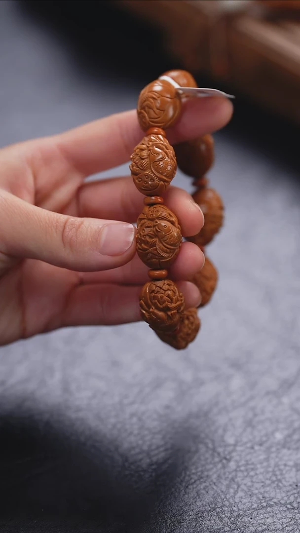 【闪购商品】橄榄核吊坠素核手串