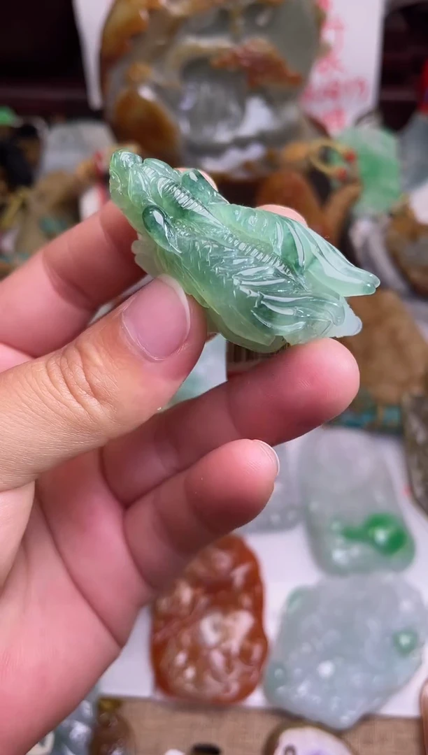 颈饰未镶嵌翡翠貔貅