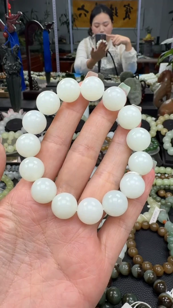 未镶嵌手串和田玉新疆且末金山白玉卡14