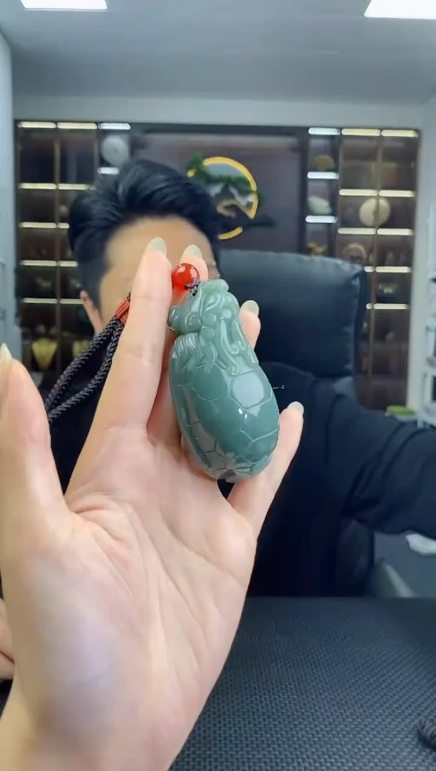 和田玉未镶嵌颈饰4