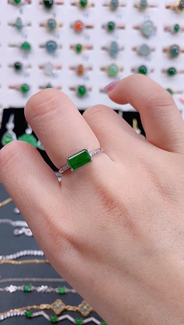 银S925镶嵌戒指翡翠天然翡翠